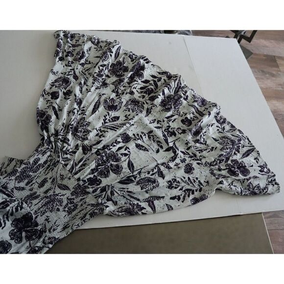 Aqua IDK7298 Women's Sz XS Blue Multi Smocked Floral Print Midi Dress $118 - Picture 16 of 16